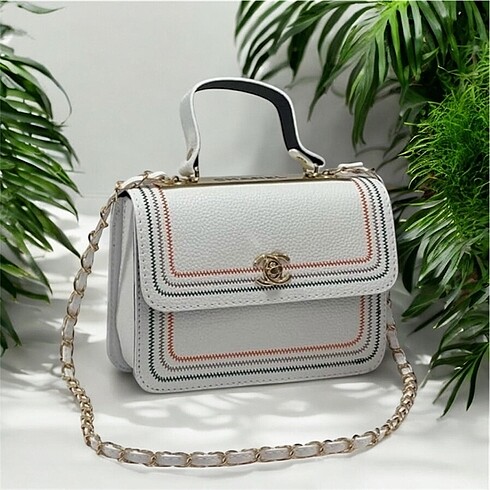 Diğer Chanel askılı çanta
