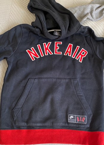 10 Yaş Beden Erkek Çocuk Kapüşonlu Nike Air Jordan Sweatshirt
