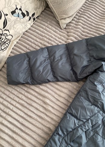 Erkek Çocuk Gri Kapüşonlu Mont - Görsel 5