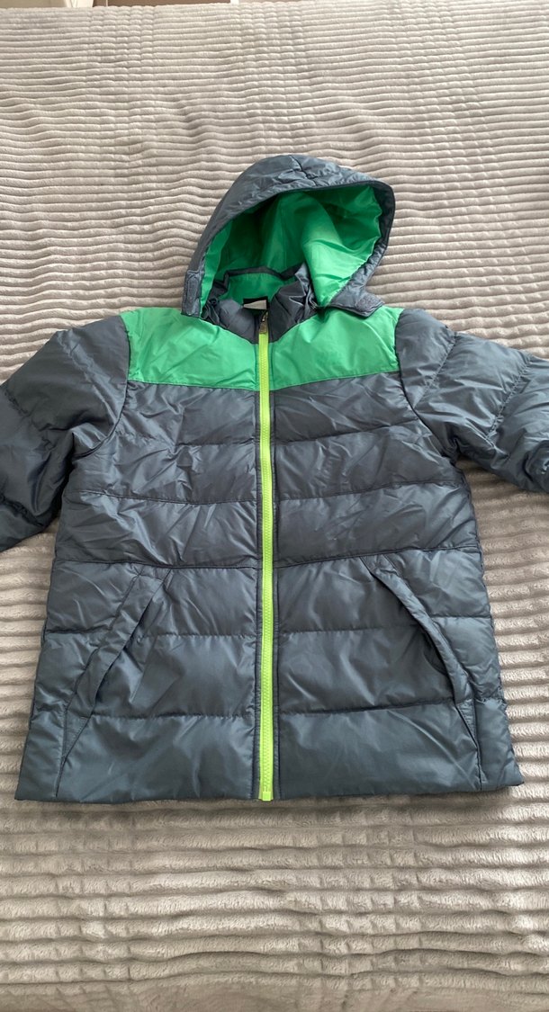 Erkek Çocuk Gri Kapüşonlu Mont - Görsel 2