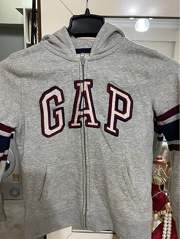 8 Yaş Beden GAP Sweatshirt