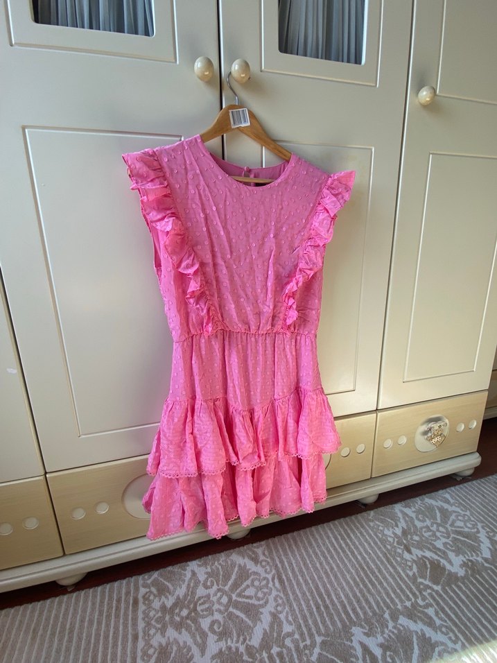 Pembe Parlak Fırfırlı Uzun Elbise network - Görsel 2