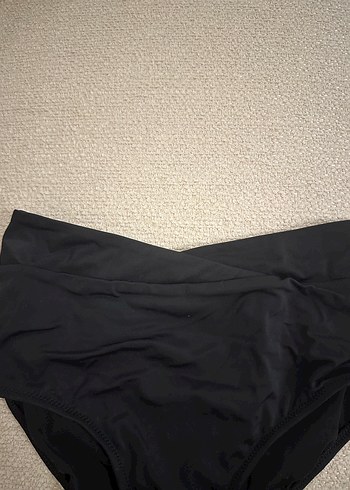 s Beden Siyah Yüksek Bel Bikini Altı