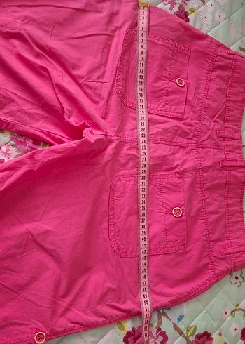 38 Beden LC Waikiki Pembe Düğmeli bayan Şort