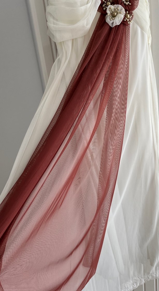 Beyaz Drapeli Uzun Straplez Kadın abiye - Görsel 2