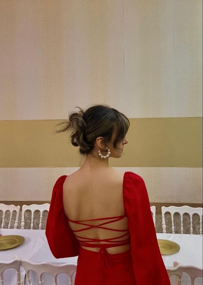 Kırmızı tulum - Görsel 4