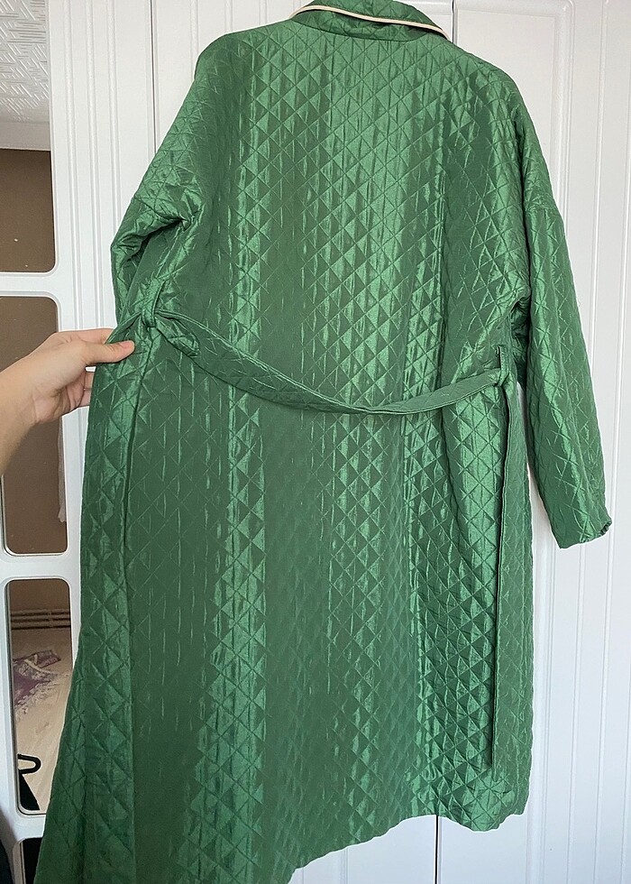 Yeşil kapitone kaban - Görsel 4