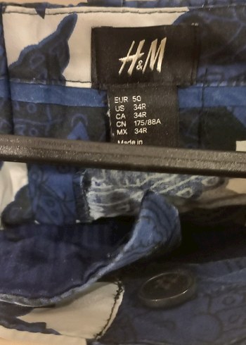 Erkek Mavi Batik Desenli Kemerli Şort - Görsel 2