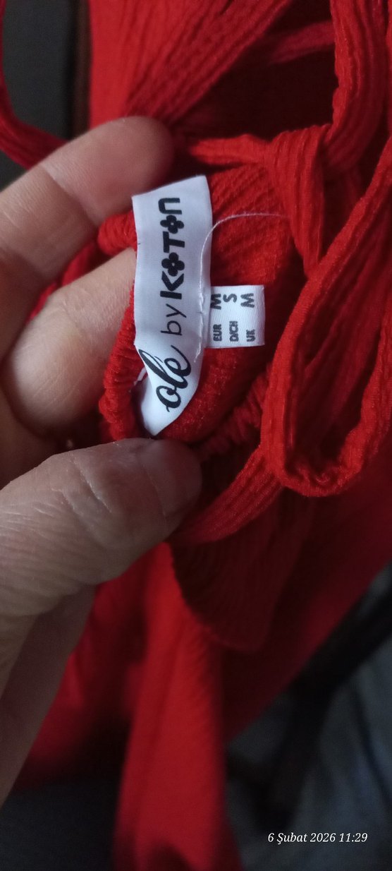 Kırmızı Drapeli Uzun Kadın Elbise - Görsel 2