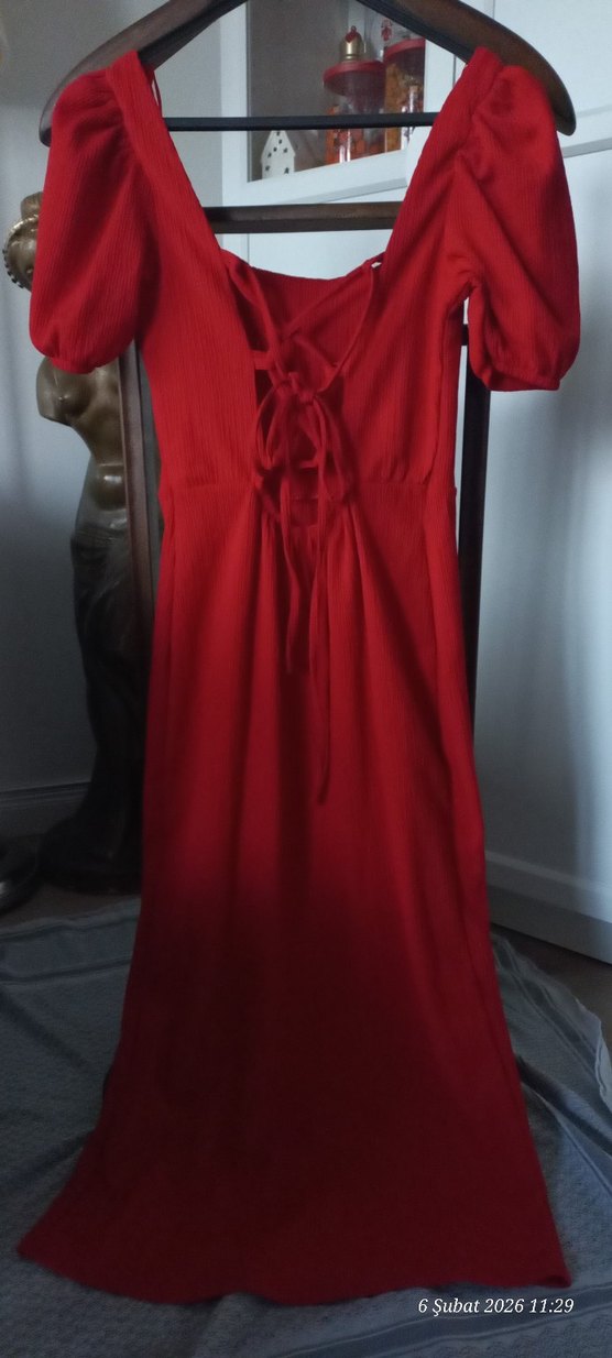 Kırmızı Drapeli Uzun Kadın Elbise - Görsel 3