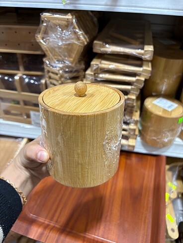 Bambu şekerlik