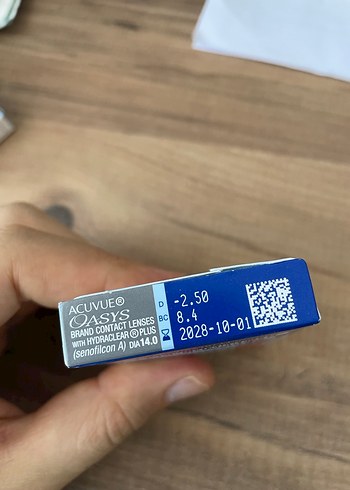 Acuvue Oasys Mavi Kontakt Lens - Görsel 4