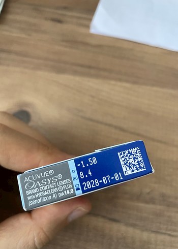 Acuvue Oasys Mavi Kontakt Lens - Görsel 6