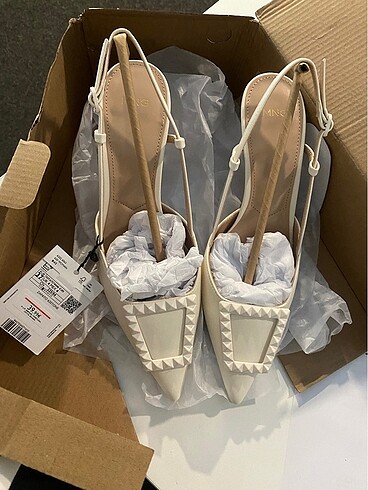Mango yeni sezon krem bej tokalı stiletto
