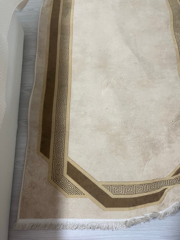 Bej ve gri klasik desenli halı - Görsel 3