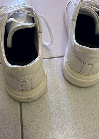 Beyaz Bağcıklı Kadın Sneakers - Görsel 4