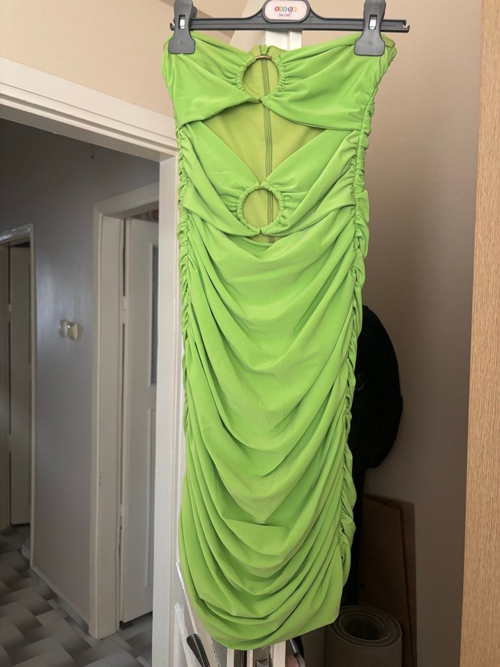 Yeşil Drapeli Straplez Uzun Abiye Elbise - Görsel 2