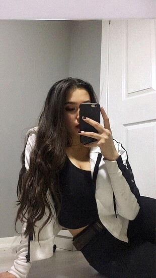 Beyaz Crop Hırka