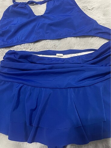 40 Beden mavi Renk Etekli şortlu bikini