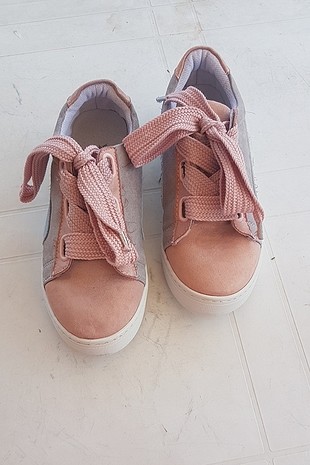 pembe mavi spor ayakkabı
