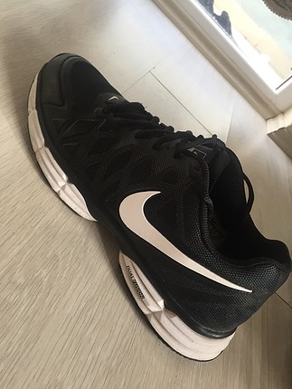 Sıfır gibi Nike spor ayakkabı