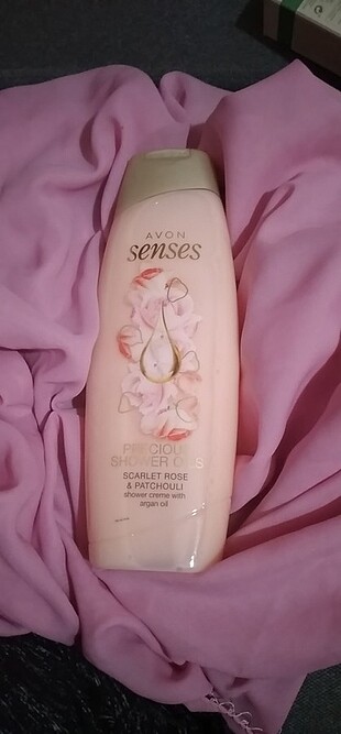 Avon duş jeli sıfır ürün 500 ml 