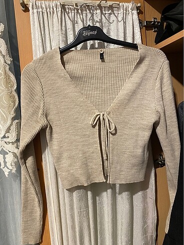 Peluş yaka crop hırka