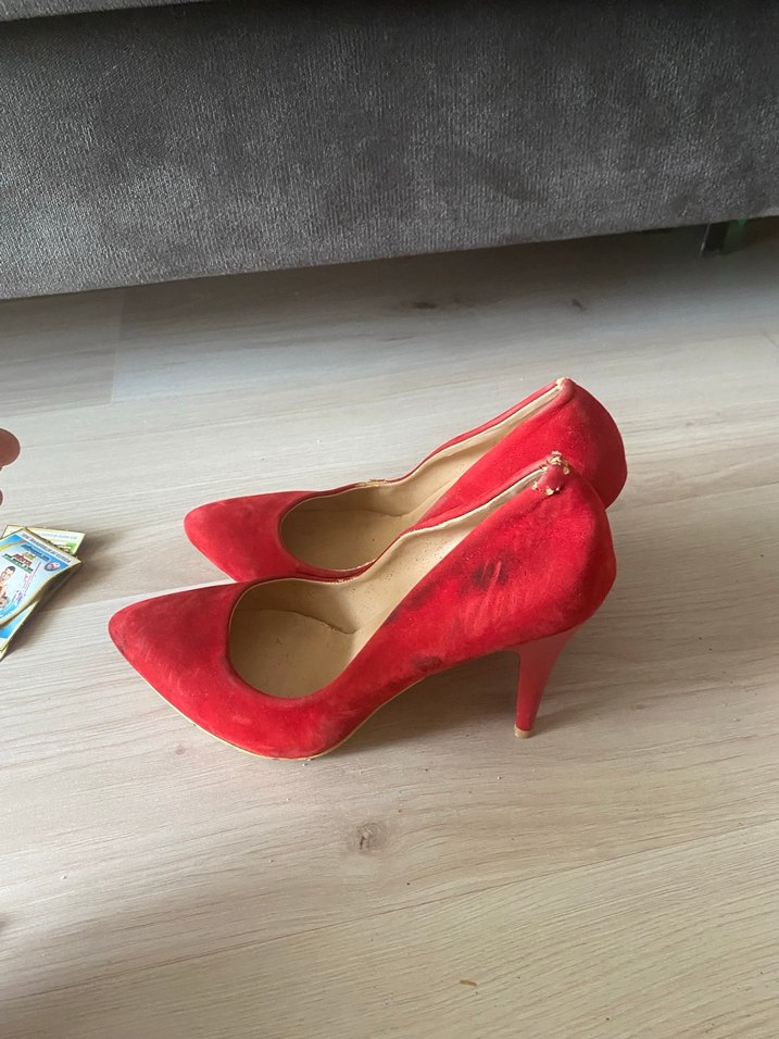 Klasik Kırmızı Süet Stiletto Topuklu Kadın Ayakkabı - Görsel 2