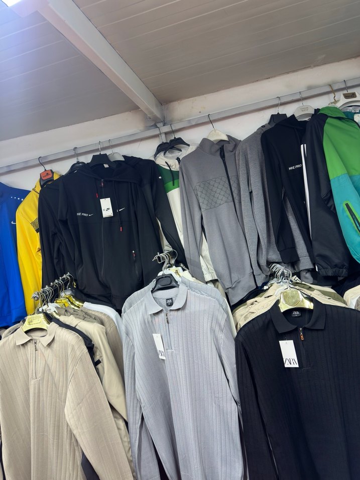 Zara Siyah Uzun Kollu Fermuarlı Erkek Kazak - Görsel 4