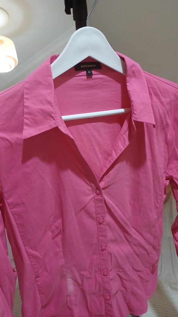 Pembe Düğmeli Uzun Kollu Kadın Gömlek - Görsel 3