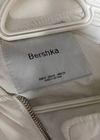 Kadın Beyaz Fermuarlı Keten Ceket - Görsel 3