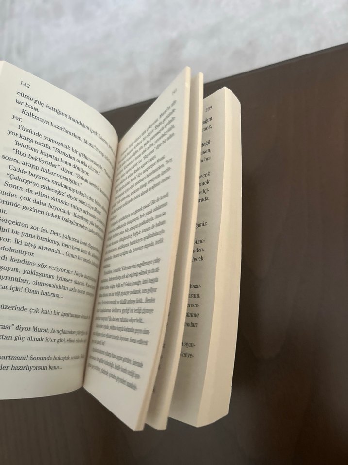 Yüreğim Seni Çok Sevdi - Canan Tan - Görsel 2