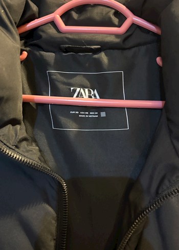 Zara Zara Siyah Fermuarlı Kadın Kolsuz Yelek