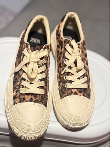 Zara Zara Leopar desen sneaker