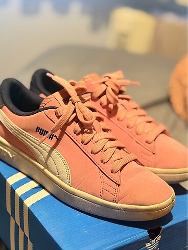 Pembe Puma spor ayakkabı