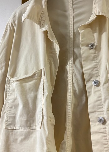 Bej Düğmeli Keten Gömlek - Görsel 2