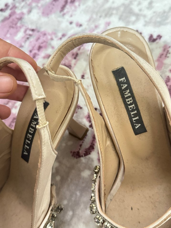 Bej Süet Tokalı Stiletto Kadın Abiye Ayakkabı - Görsel 3