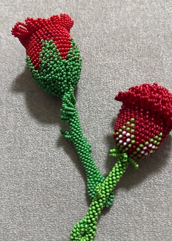 Uzun Renkli Boncuk İşlemeli gül - Görsel 2