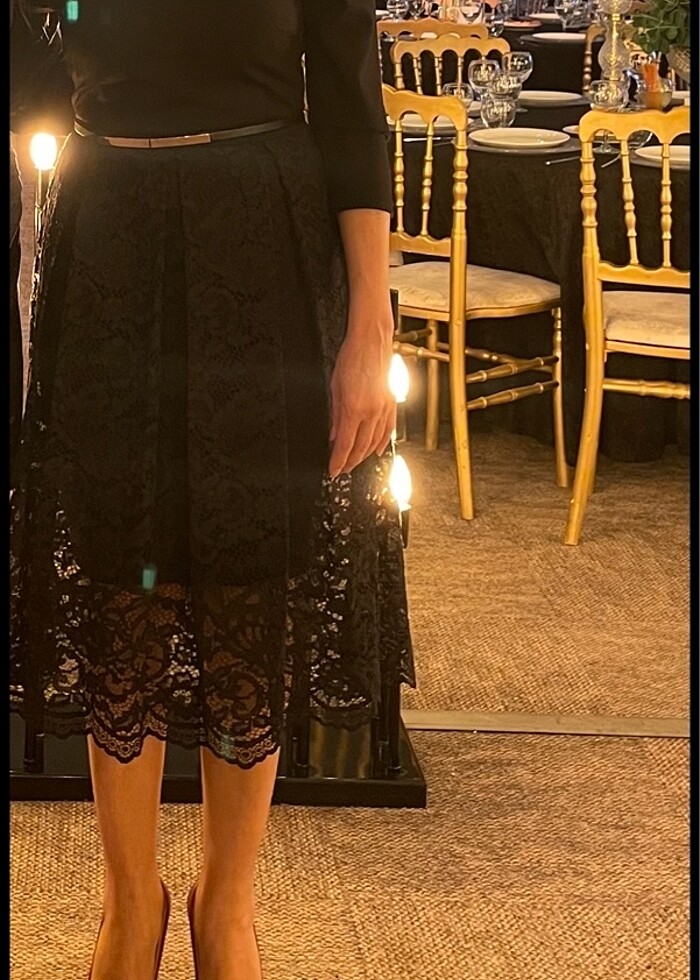 Siyah Diz Altı Elbise - Görsel 2