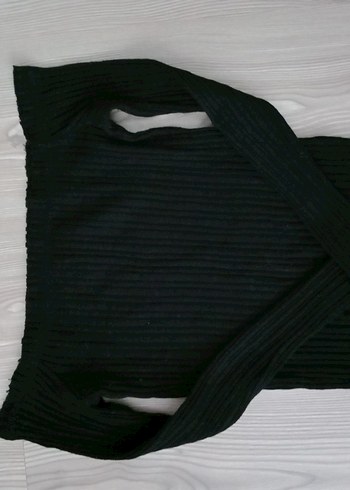 Kadın Siyah Triko Tekne Yaka tişört - Görsel 2