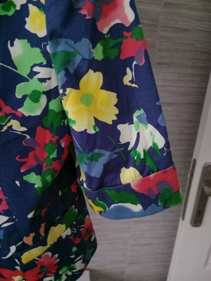 Çiçek Desenli ceyrek Kol Mini Blazer - Görsel 5