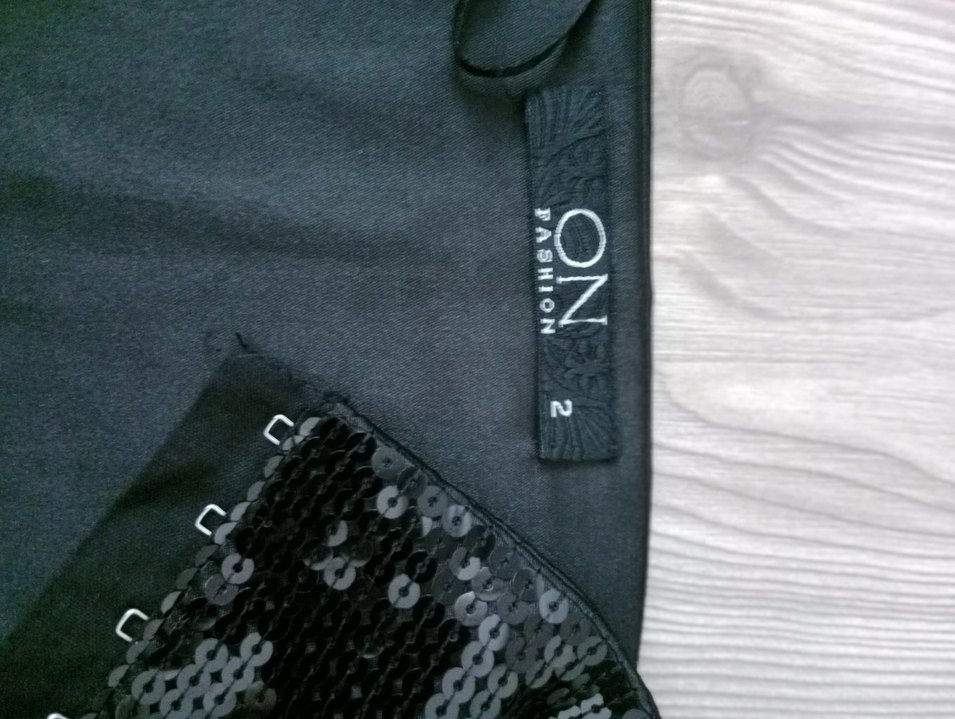 Siyah Parlak pullui büstiyer - Görsel 2