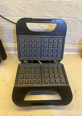  Beden Renk Siyah Kiwi Waffle ve Sandviç Makinesi