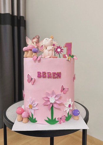 Pembe Figürlü 1 Yaş Pastası - Görsel 2