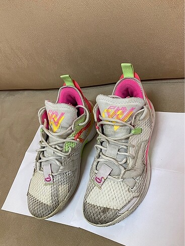 41 Beden Nike Jordan ''Why Not?'' Zer0.4 ''Family'' Basketbol Ayakkabısı