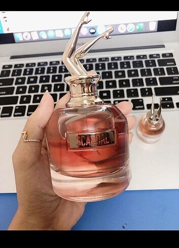Scandal Kadın parfümü 80 ml 