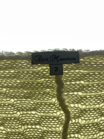 m Beden beyaz Renk PreLoved Hırka %70 İndirimli.