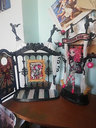 Monster high bebek sirk set