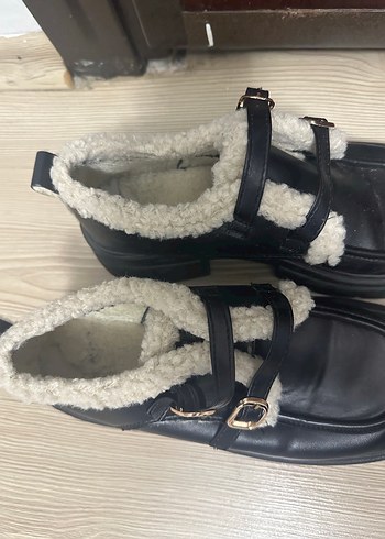 Tokalı Siyah Kadın Loafer Deri Ayakkabı - Görsel 2