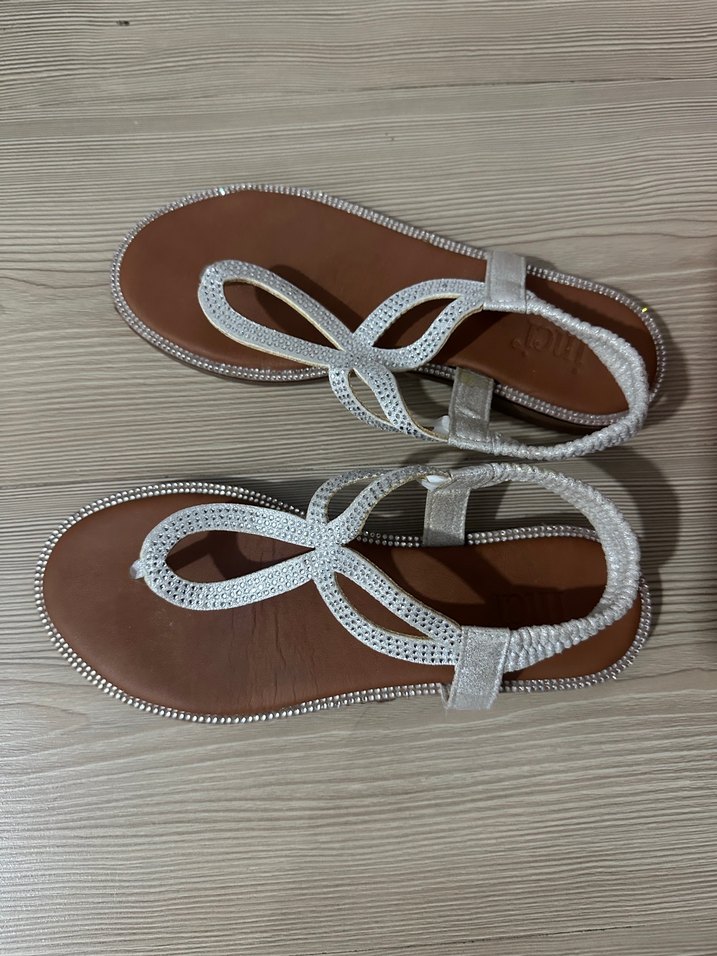 Beyaz Parlak Yılan Desenli Kadın Sandalet - Görsel 2